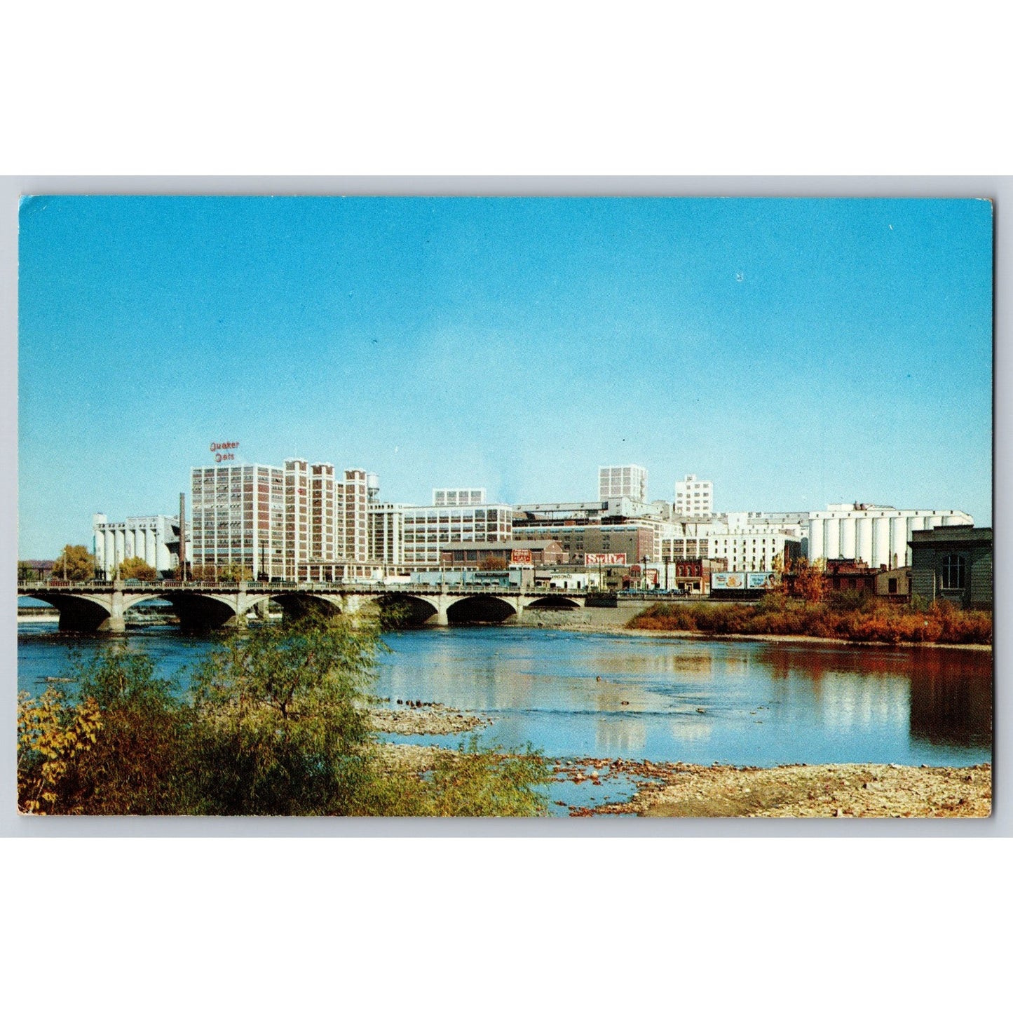 Cedar Rapids IA Iowa Quaker Oats Plant Largest Mill Chrome Postcard Unused