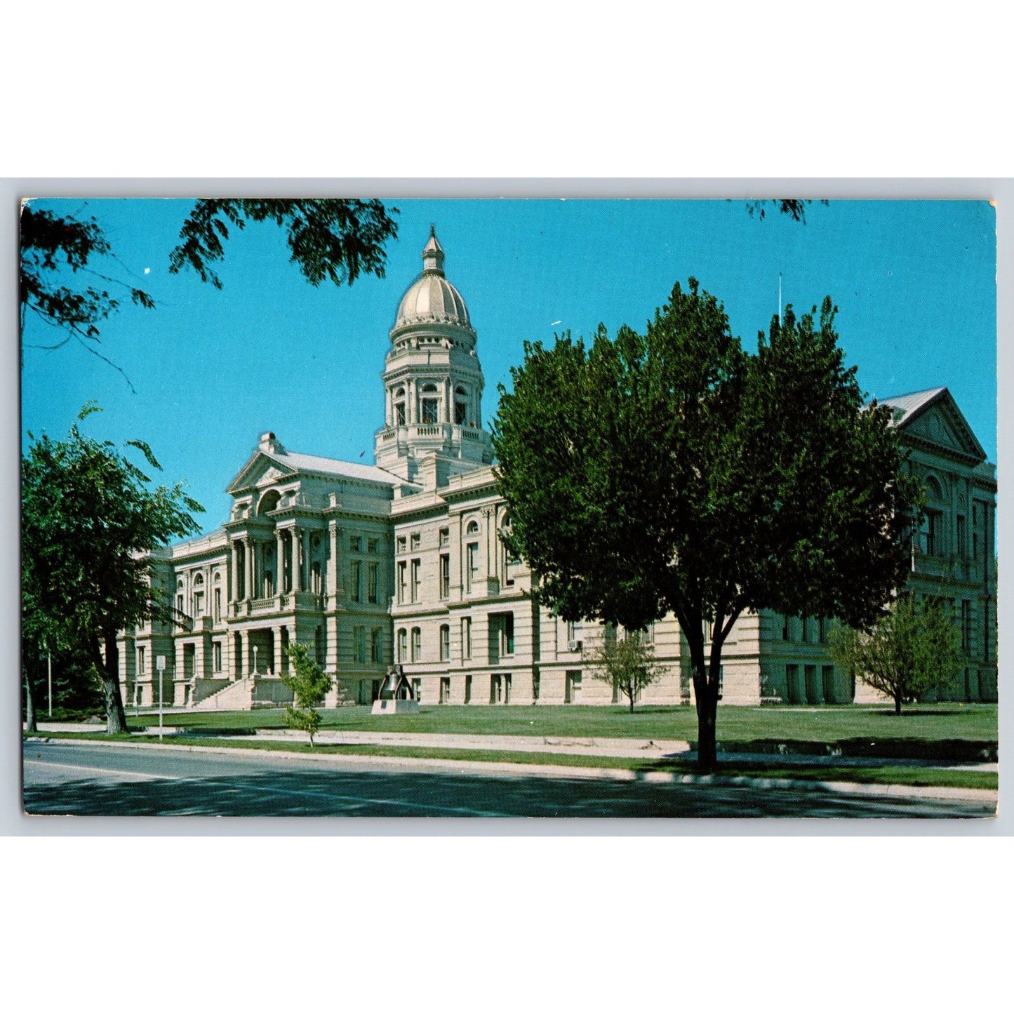 Cheyenne Wyoming WY State Capitol Chrome Postcard Unused