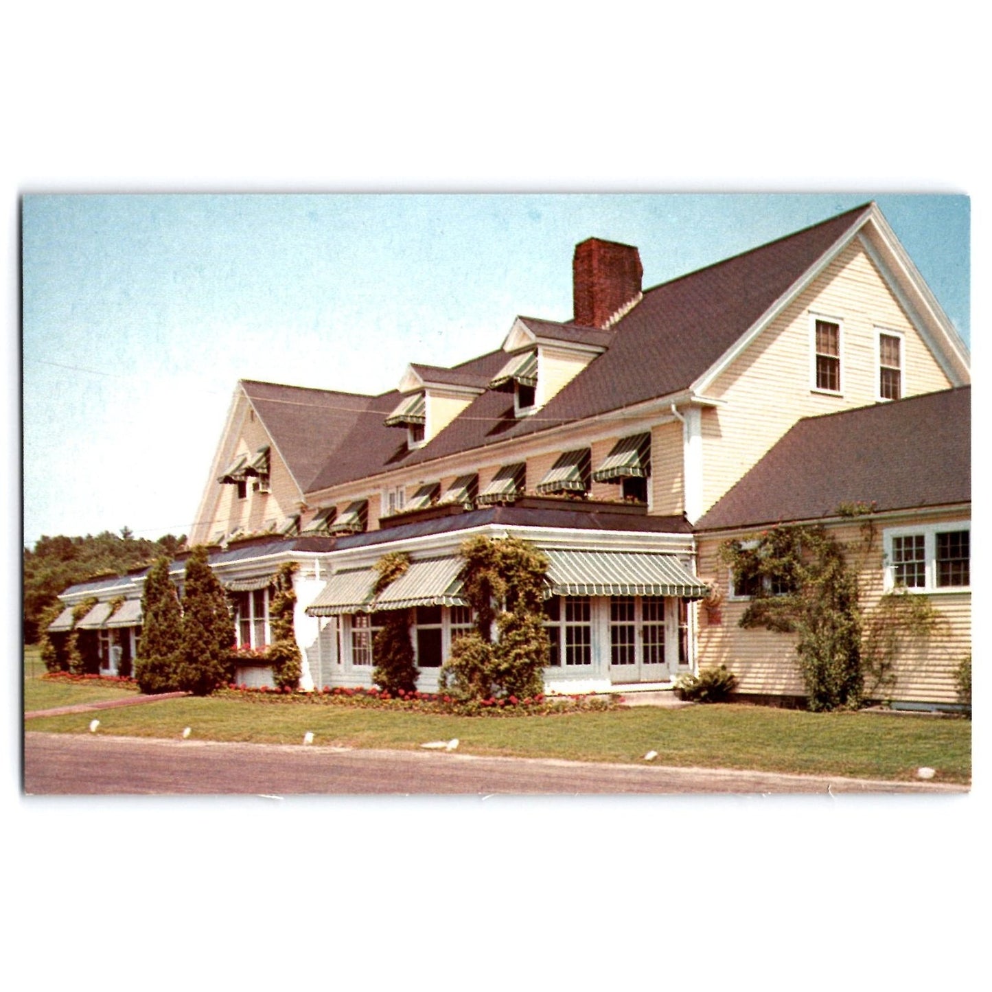 Nashua NH New Hampshire Country Club Chrome Postcard FP Trow News Agency