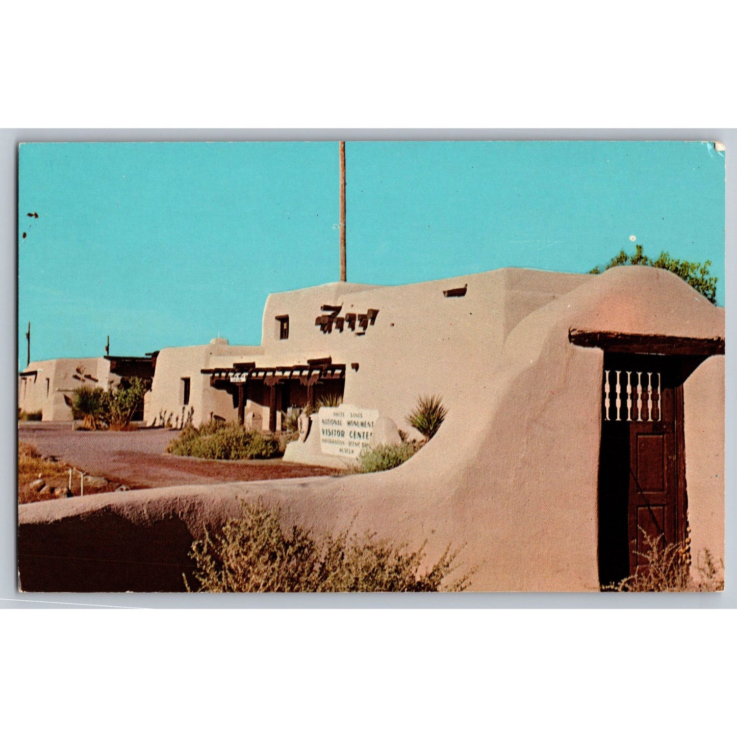 NM New Mexico White Sands National Monument Museum Chrome Postcard Unused