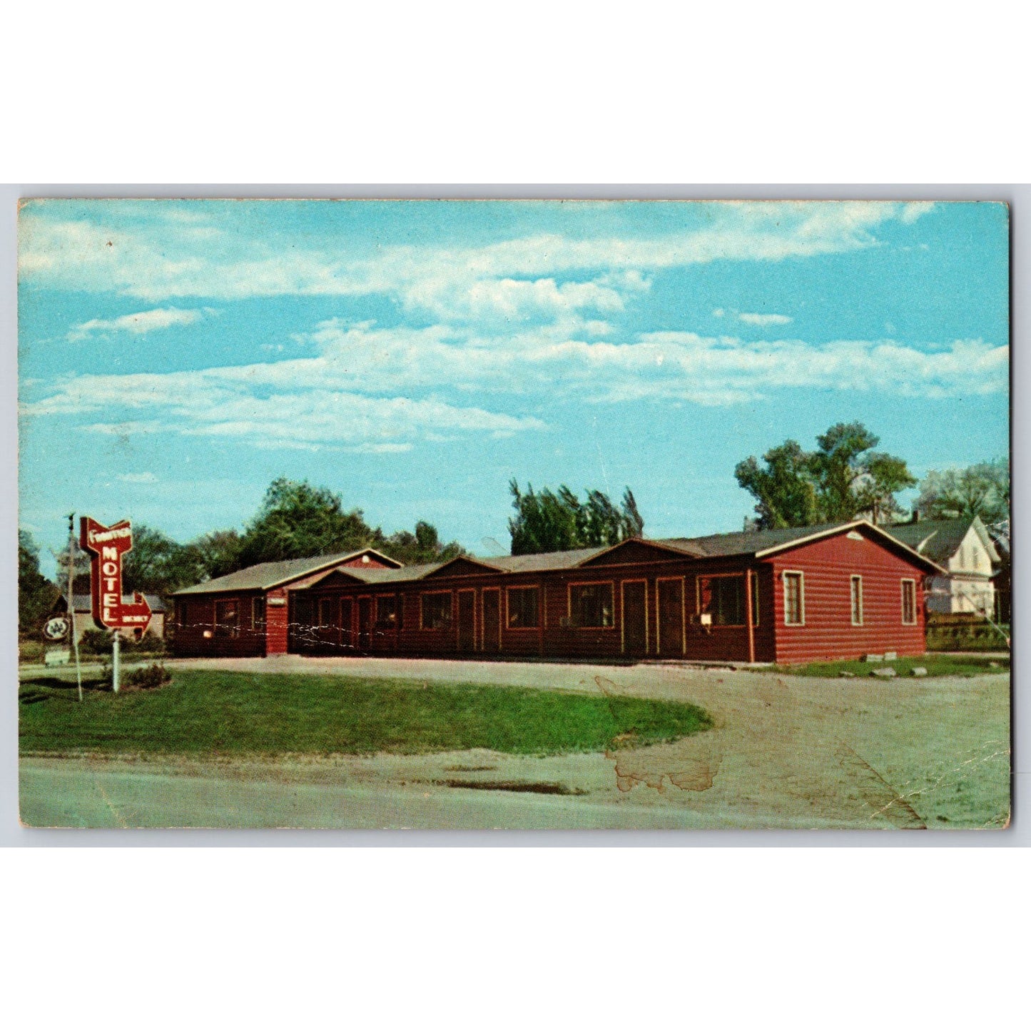 Indianola IA Iowa Frontier Motel 1960s Chrome Postcard Unposted