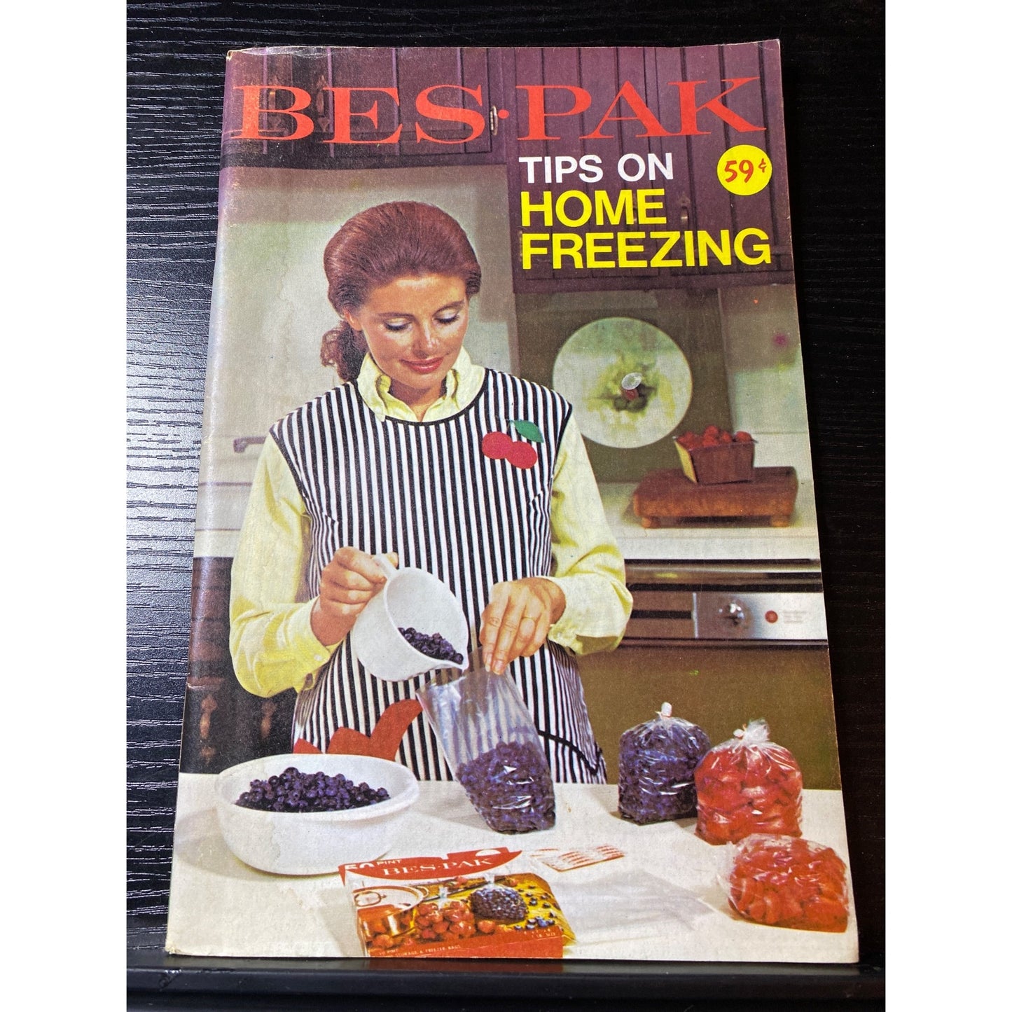 BES-PAK Tips On Home Freezing 1972 Cookbook Booklet Guide To Food Preservation