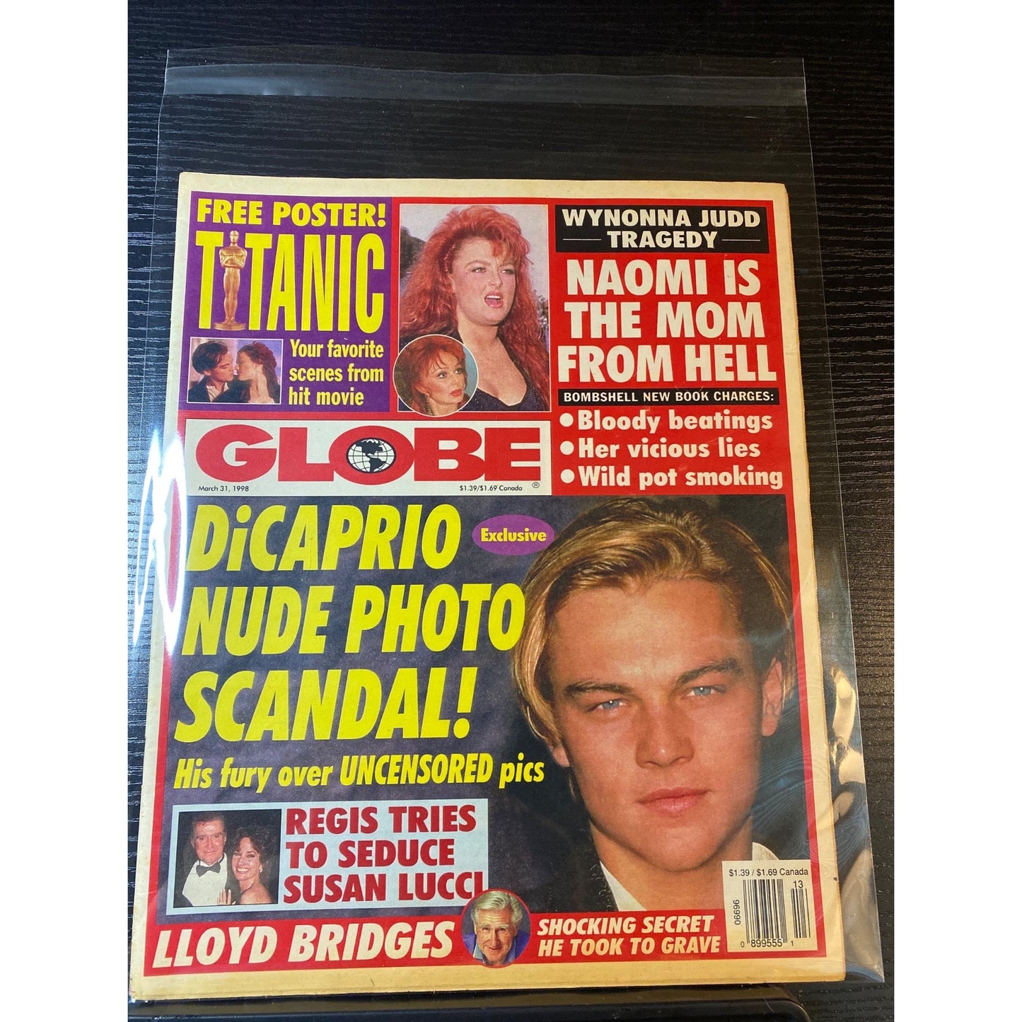 Globe Magazine Mar 31 1998 Leonardo DiCaprio Naomi Wynonna Judd Regis Philbin