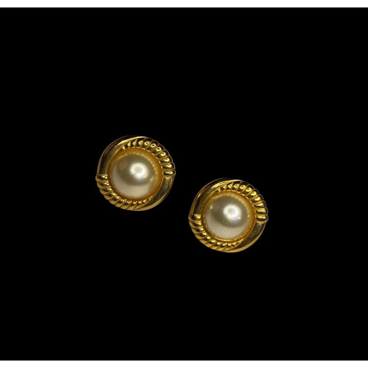 Vintage Classic Gold-Tone Screw Back Earrings With Faux Pearl Center Jaclyn Smith