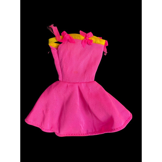 Barbie Fashion #772 Easy Living Fashions 1990 Pink Dress with Bright Yellow Bows