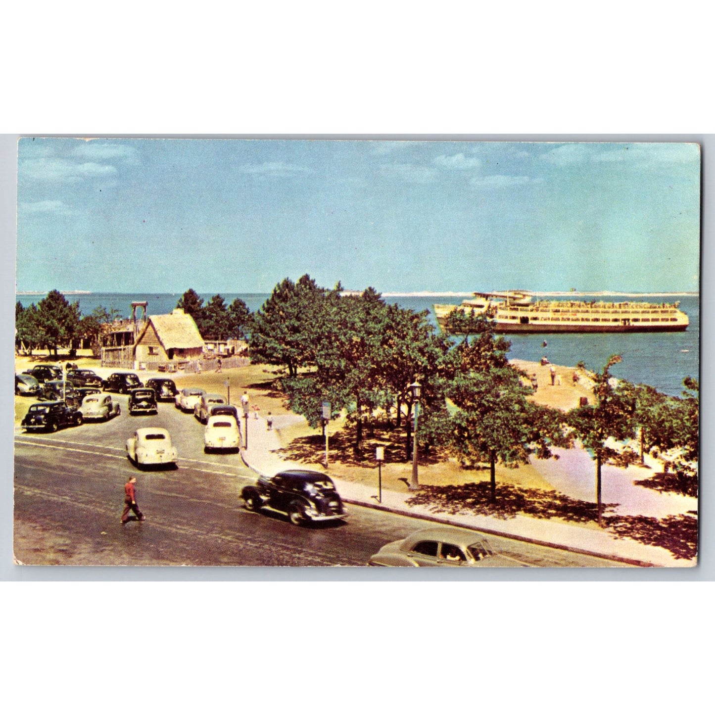 Plymouth MA Massachusetts Plymouth Harbor Pilgrim House 1930-40s Chrome Postcard