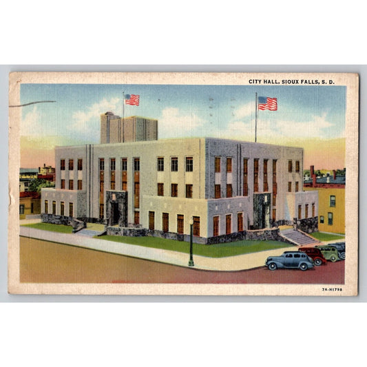 Sioux Falls SD South Dakota City Hall White Border Postcard 1943