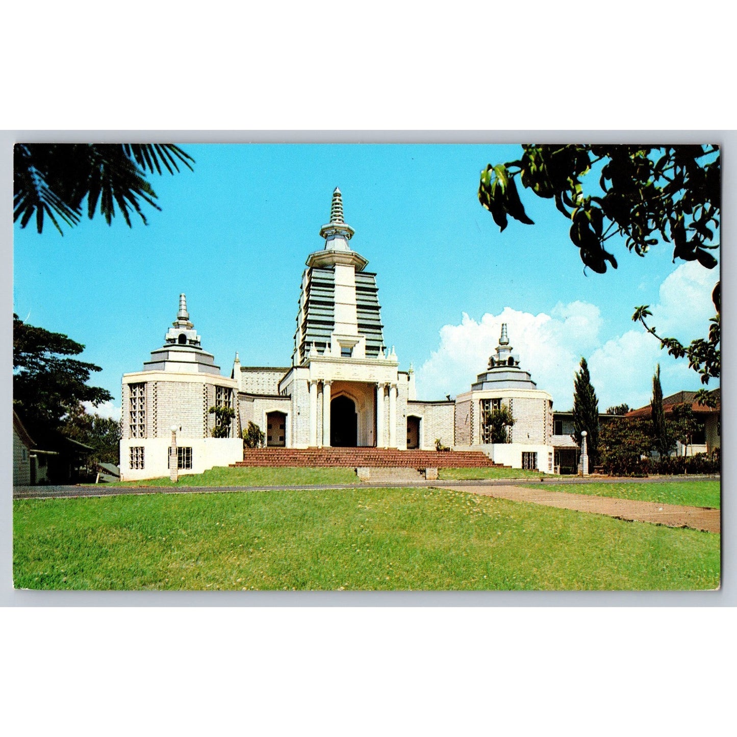Honolulu HI Hawaii Soto Zen Temple New Building 1952 Chrome Postcard Unused
