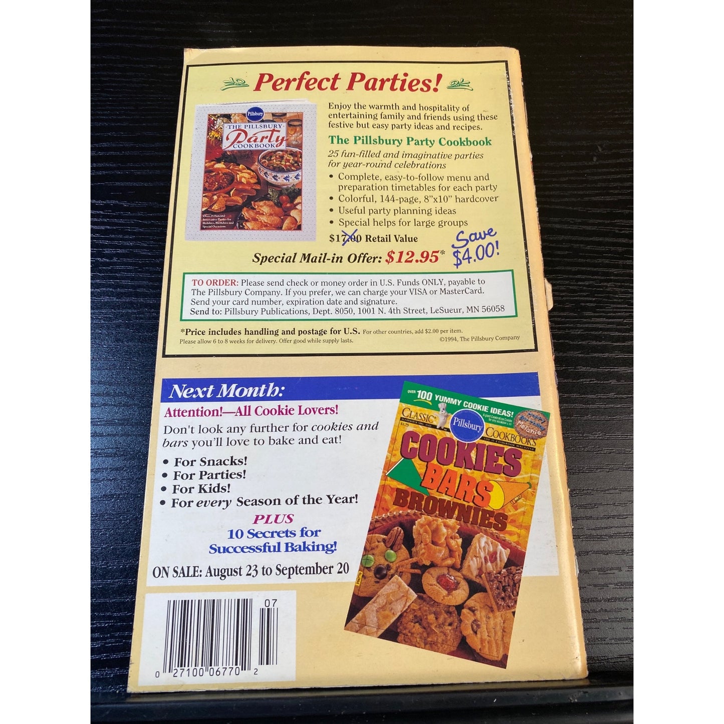 Pillsbury Classic Cookbooks Chicken Beef & Pork August 1994 #162 Over 85 Recipes