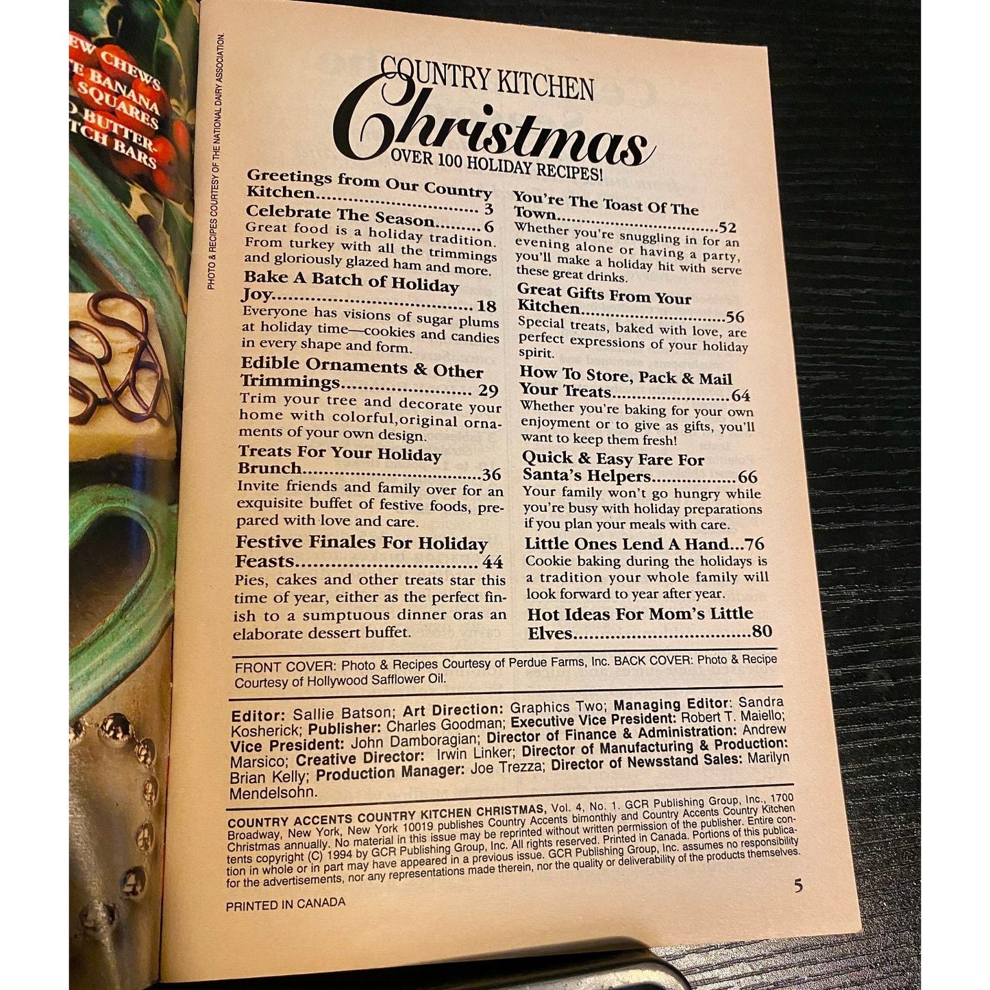 Country Kitchen Cookbook Booklet Christmas 1994 Holiday Recipes GCR Publishing