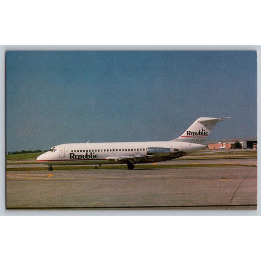 Republic Airlines McDonnell Douglas DC-9-15 St Louis MO 1985 Airplane Postcard